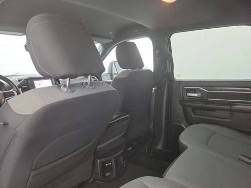 Used 2024 RAM 2500 Big Horn AWD/4WD image 14
