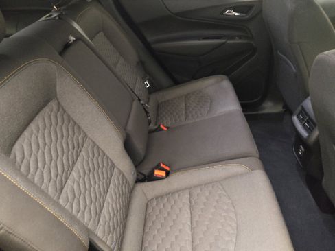 Used 2020 Chevrolet Equinox LT image 19