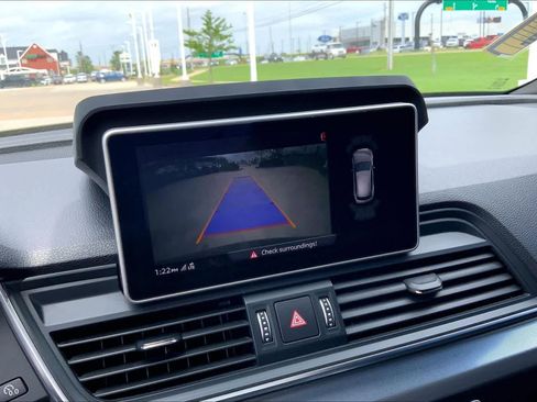 Used 2020 Audi Q5 2.0T Titanium Premium Plus w/ Premium Plus Package image 25