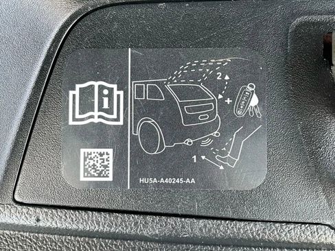Used 2018 Ford Explorer Platinum AWD/4WD image 42