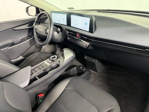 Used 2024 Kia EV6 Wind RWD image 15