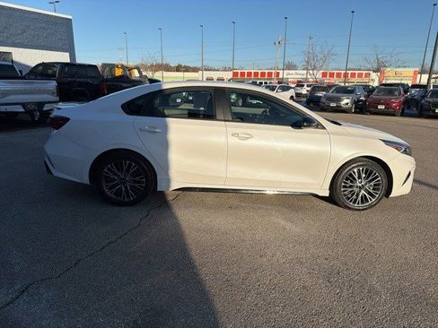 Used 2023 Kia Forte GT-Line FWD image 6