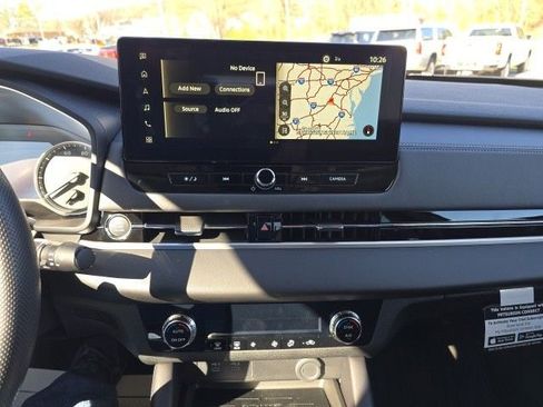 New 2025 Mitsubishi Outlander ES image 15