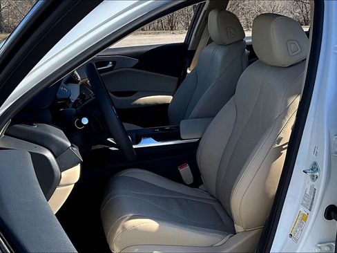 Used 2025 Acura TLX Technology Package image 12