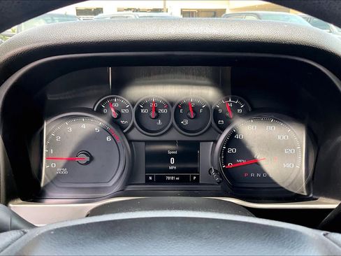 Used 2020 Chevrolet Silverado 1500 Custom w/ Infotainment Package RWD image 26
