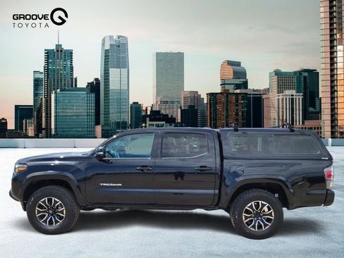 Used 2023 Toyota Tacoma TRD Sport w/ TRD Premium Sport Package image 2