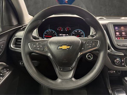 Used 2020 Chevrolet Equinox LS image 35