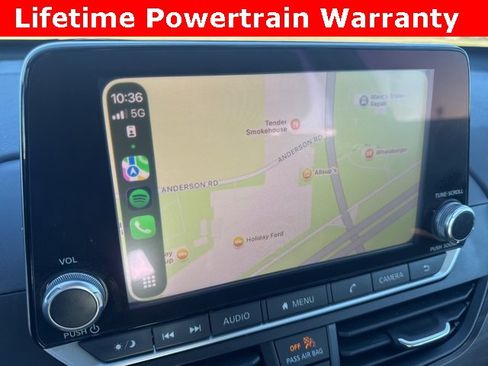 Used 2024 Nissan Altima 2.5 SV image 3