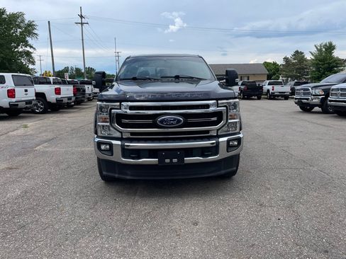 Used 2021 Ford F250 Lariat w/ Lariat Value Package AWD/4WD image 3