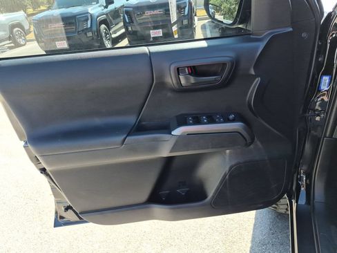 Used 2023 Toyota Tacoma TRD Pro AWD/4WD image 21