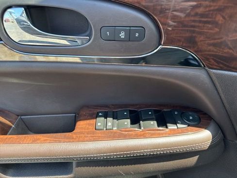Used 2015 Buick Enclave Leather AWD/4WD image 13