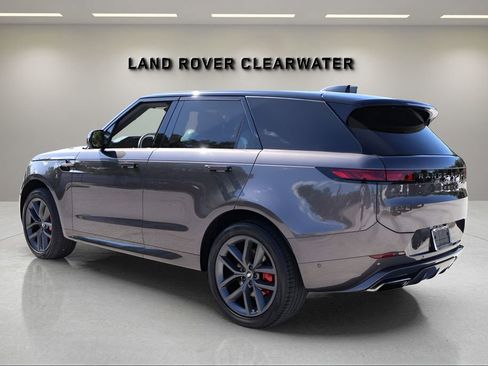 Used 2024 Land Rover Range Rover Sport Dynamic SE AWD/4WD image 3