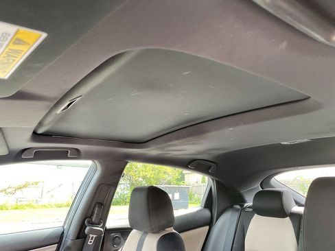 Used 2019 Honda Civic EX image 24