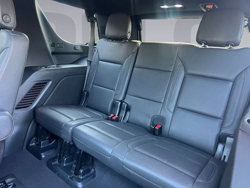 Used 2023 Chevrolet Tahoe LT w/ LT Signature Plus Package AWD/4WD image 16