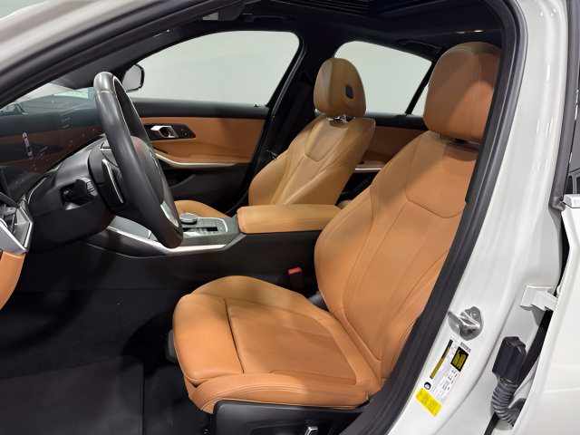 Used 2024 BMW 330i Sedan w/ Convenience Package RWD image 12