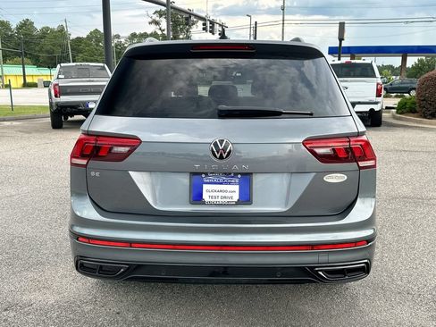 Used 2022 Volkswagen Tiguan SE R-Line FWD image 15
