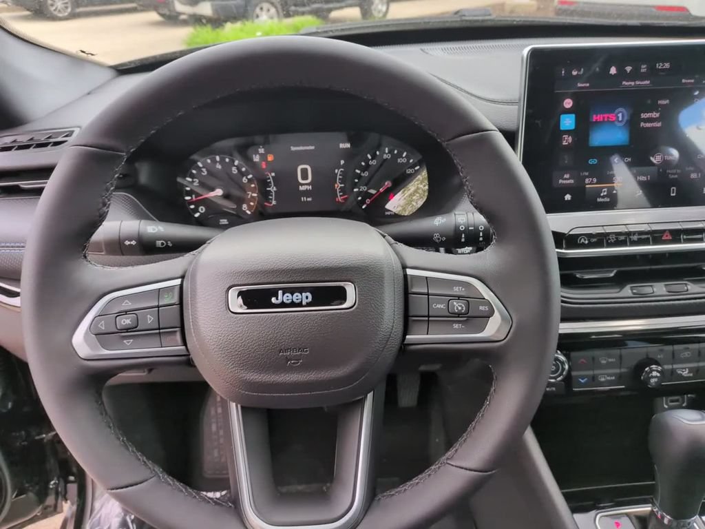 New 2026 Jeep Compass Latitude AWD/4WD image 25