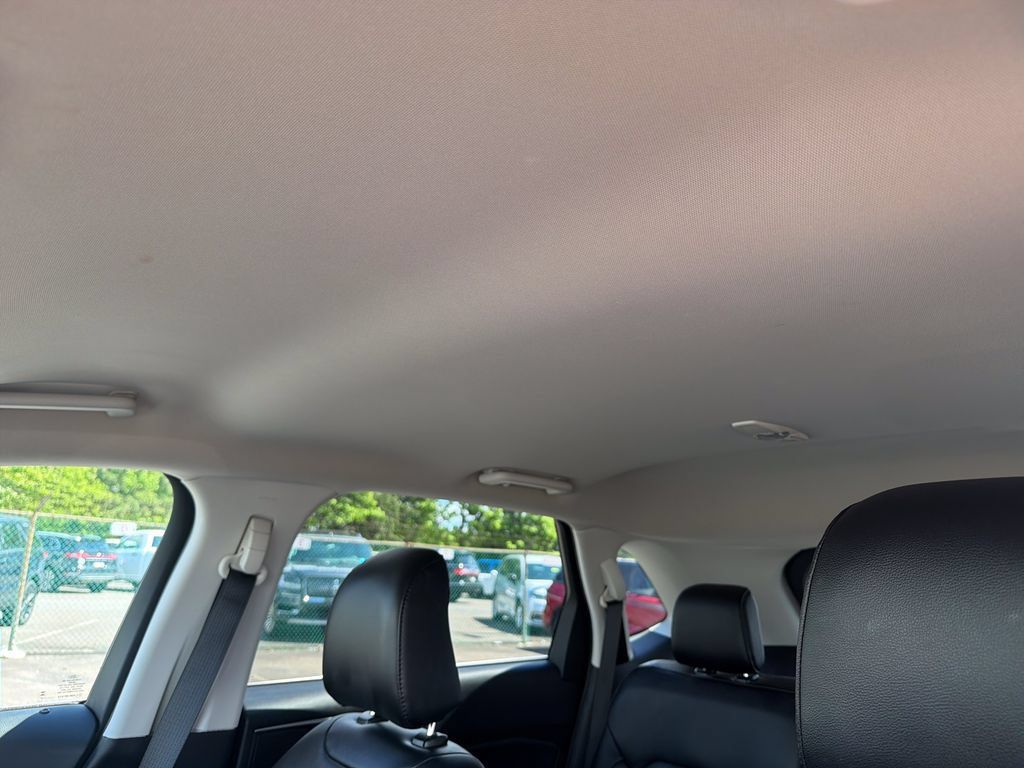 Used 2023 Ford Edge SEL w/ Convenience Package AWD/4WD image 16