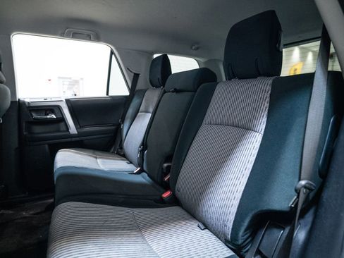 Used 2024 Toyota 4Runner SR5 image 33