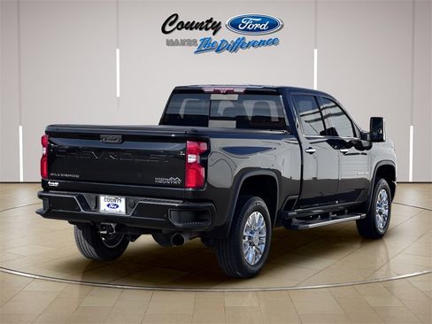 Used 2020 Chevrolet Silverado 2500 High Country image 27