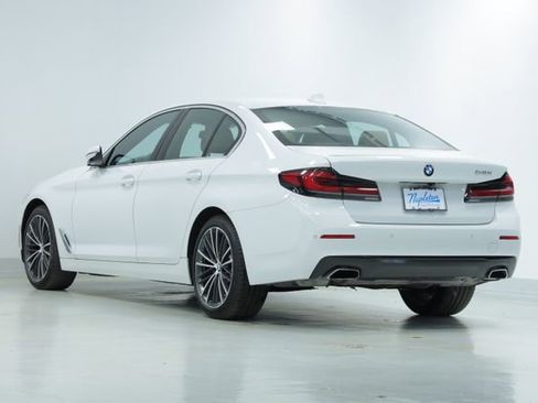 Used 2023 BMW 540i w/ Convenience Package image 6