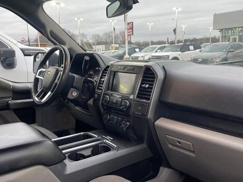 Used 2018 Ford F150 XLT w/ Equipment Group 302A Luxury image 22