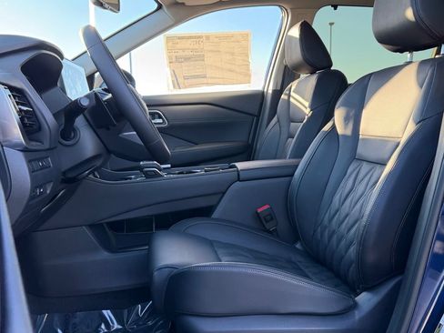 New 2026 Nissan Rogue Platinum w/ Platinum Premium Package AWD/4WD image 11