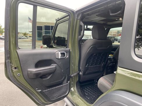 Used 2020 Jeep Wrangler Unlimited Rubicon AWD/4WD image 26