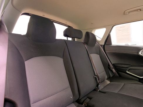 Used 2023 Kia Soul LX w/ LX Technology Package image 22