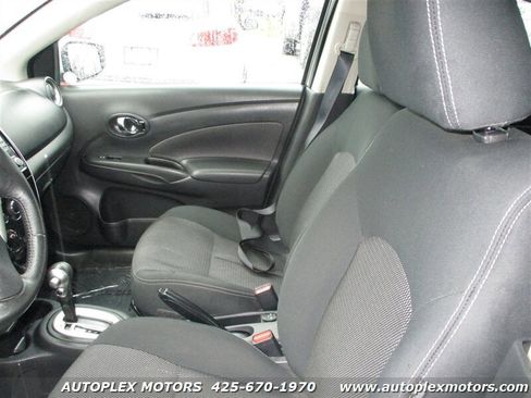 Used 2018 Nissan Versa SV image 21