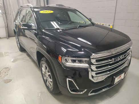 Used 2022 GMC Acadia SLT w/ Preferred Package FWD image 4