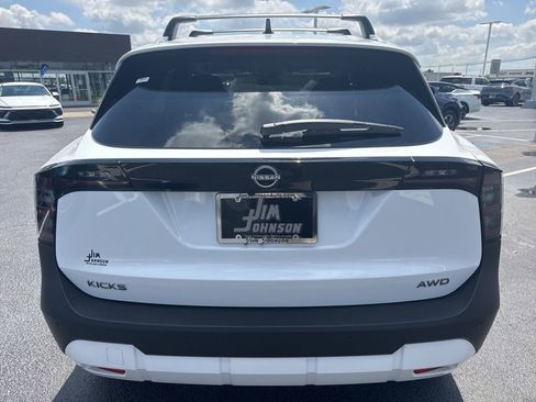 New 2026 Nissan Kicks SV w/ Cold Weather Package AWD/4WD image 4