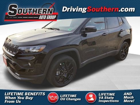 New 2025 Jeep Compass Latitude w/ Sun & Sound Group image 1