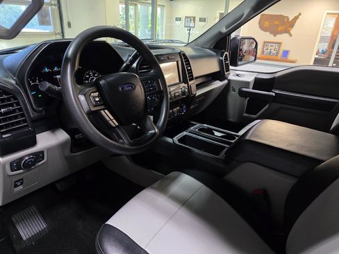 Used 2019 Ford F150 XL w/ Equipment Group 101A Mid AWD/4WD image 16