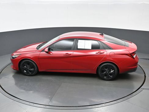 Used 2023 Hyundai Elantra SEL FWD image 36