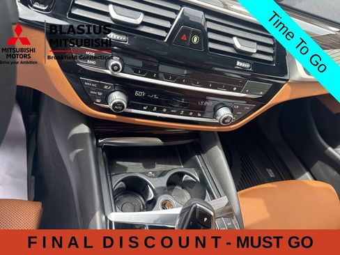 Used 2023 BMW 530i xDrive w/ Convenience Package AWD/4WD image 31