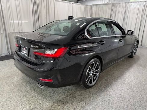 Used 2020 BMW 330i xDrive Sedan w/ Driving Assistance Package AWD/4WD image 4