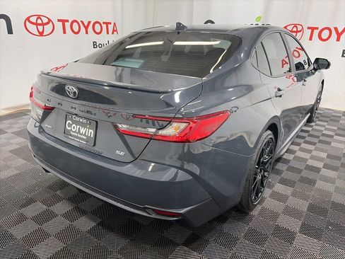 Used 2026 Toyota Camry SE FWD image 8
