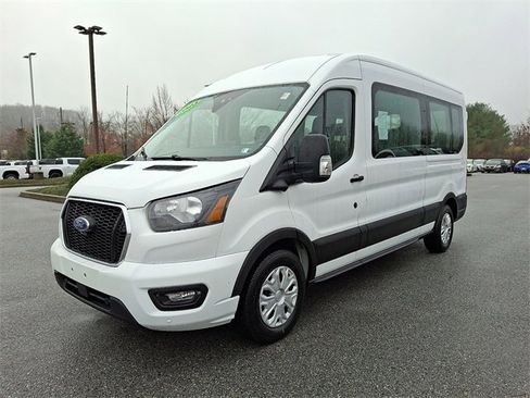 Used 2023 Ford Transit 350 XLT image 3