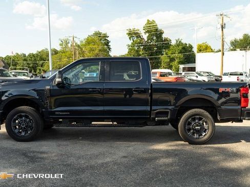 Used 2023 Ford F250 Lariat w/ Sport Appearance Package image 10