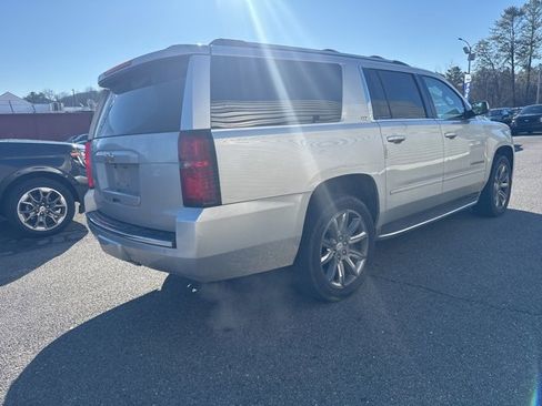 Used 2015 Chevrolet Suburban LTZ image 5