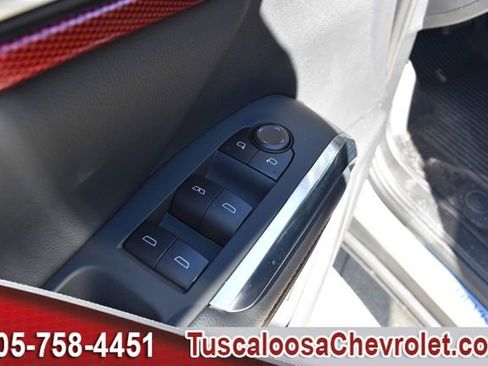 New 2026 Chevrolet Traverse Z71 w/ Driver Confidence Package image 15