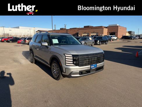 Used 2026 Hyundai Palisade SEL image 1
