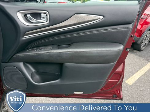 Used 2019 INFINITI QX60 Luxe w/ Essential Package AWD/4WD image 29
