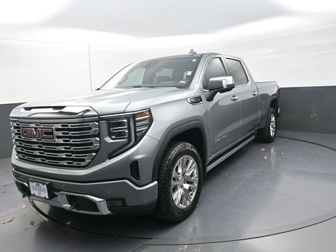 Used 2023 GMC Sierra 1500 Denali w/ Technology Package image 3