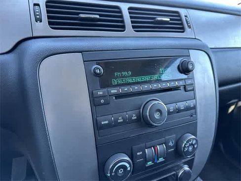 Used 2014 Chevrolet Tahoe 4WD image 24