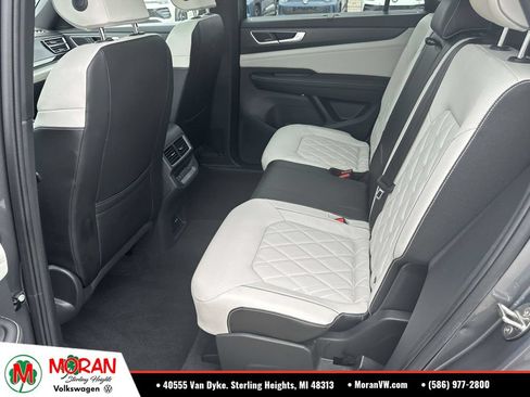 Certified 2024 Volkswagen Atlas Cross Sport SEL Premium R-Line AWD/4WD image 13