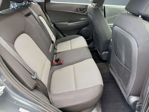 Used 2021 Hyundai Kona SE image 27