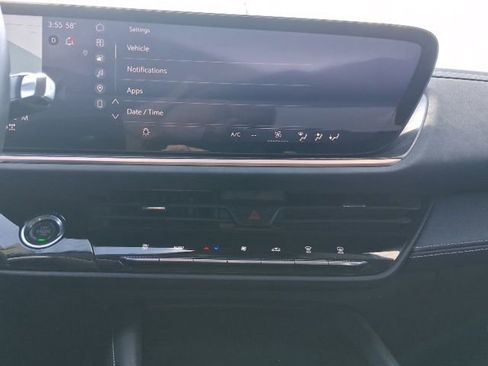 Used 2025 Buick Envision Sport Touring AWD/4WD image 24