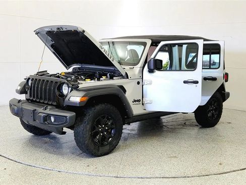 Used 2022 Jeep Wrangler Unlimited Sport image 10